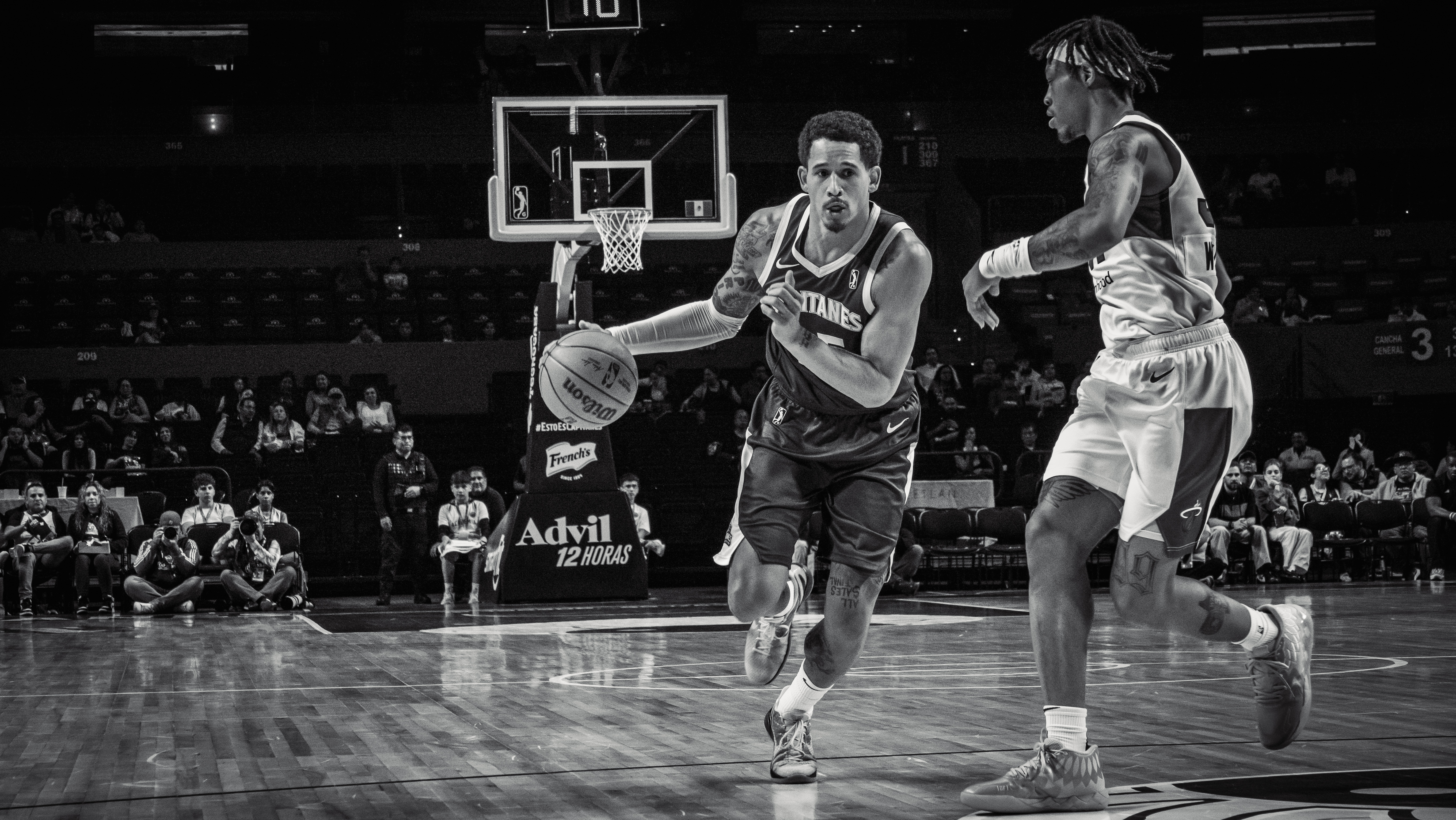 Juan Toscano y Greg Brown: Jugadores Clave en Capitanes CDMX