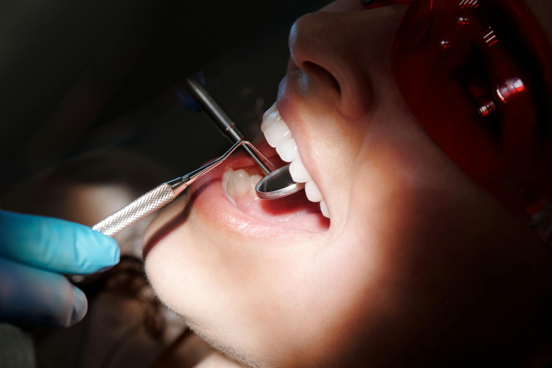 Dr. Arturo Arciniega: El Dentista Detrás de las Sonrisas Más Famosas de México