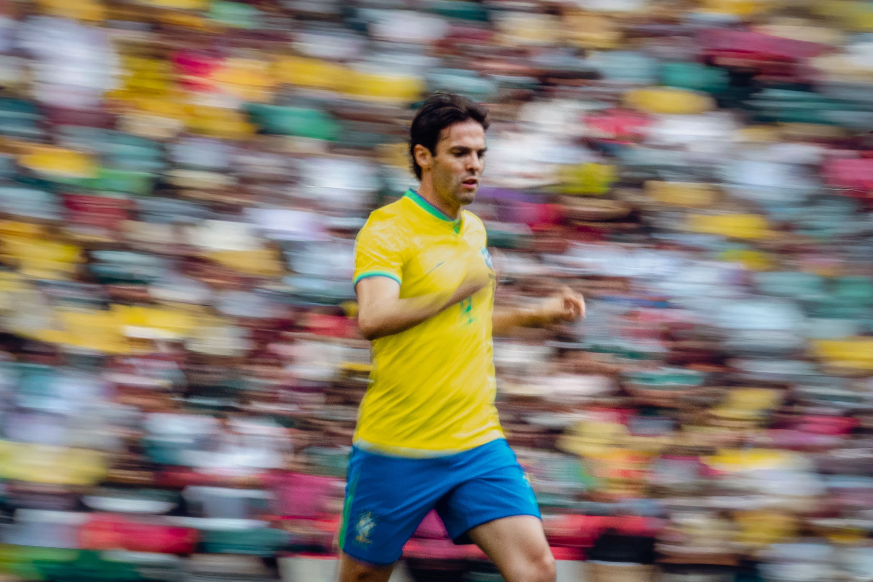 México vence a Brasil en una noche de leyendas mundialistas