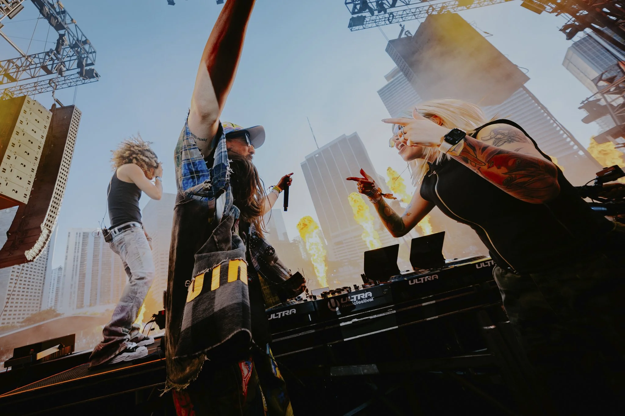 Jessica Audiffred rompe fronteras con su nuevo track Fotopaparazzi