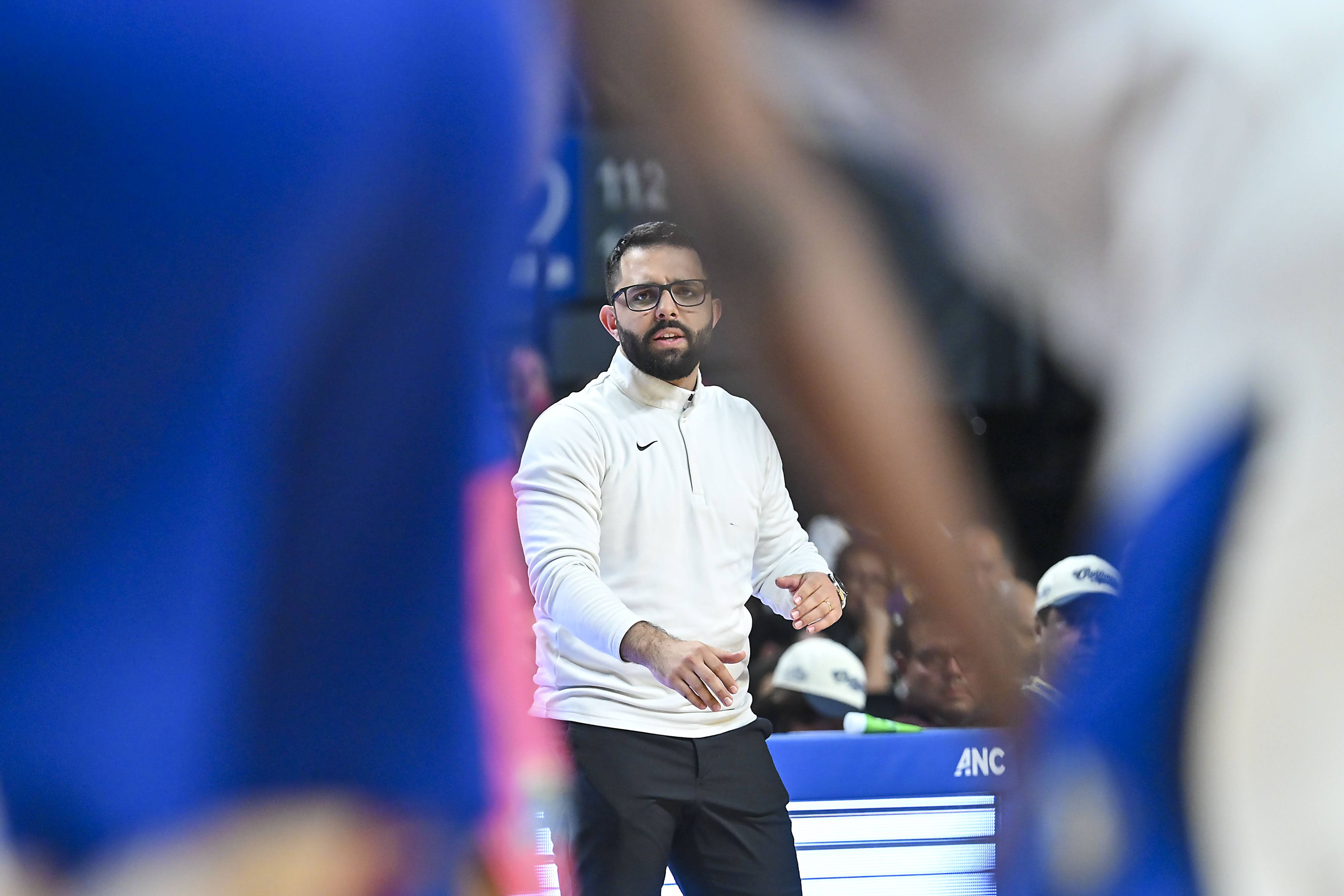 Vitor Galvani de Capitanes, el mejor coach de la NBA G League