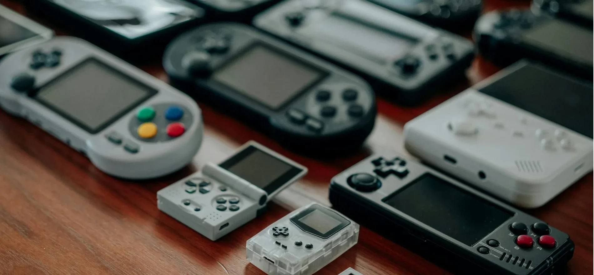 Consolas portátiles para creativos, el nuevo básico del gaming nómada